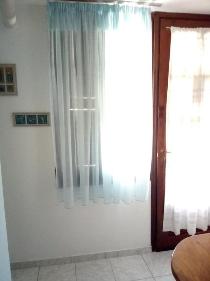Violetta Studios & Apartments Милина Екстериор снимка