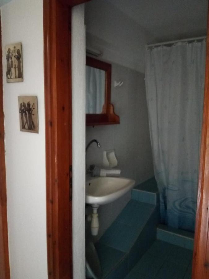 Violetta Studios & Apartments Милина Екстериор снимка