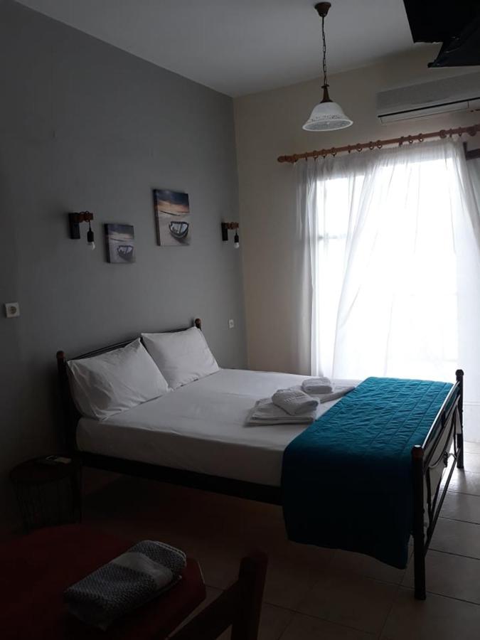 Violetta Studios & Apartments Милина Екстериор снимка