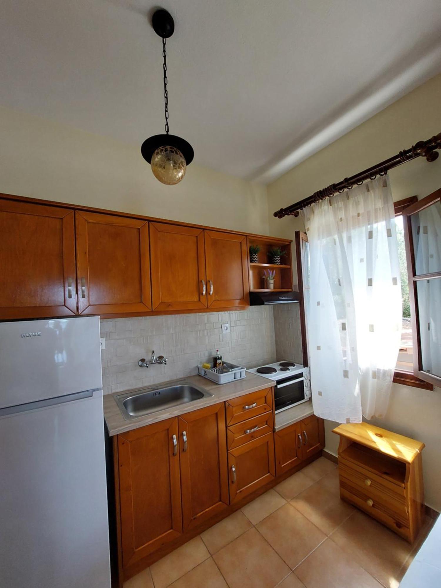 Violetta Studios & Apartments Милина Екстериор снимка